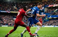 Liverpool giữ vững ngôi đầu Premier League sau vòng 30